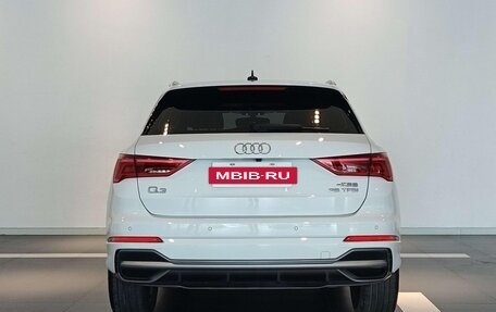 Audi Q3, 2022 год, 2 410 000 рублей, 5 фотография