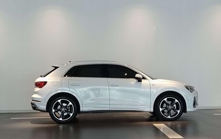 Audi Q3, 2022 год, 2 410 000 рублей, 4 фотография