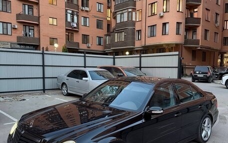 Mercedes-Benz E-Класс, 2003 год, 700 000 рублей, 3 фотография