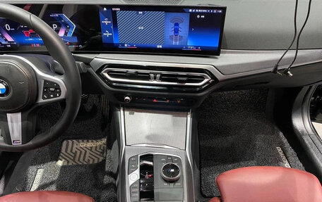 BMW 3 серия, 2023 год, 2 730 000 рублей, 12 фотография