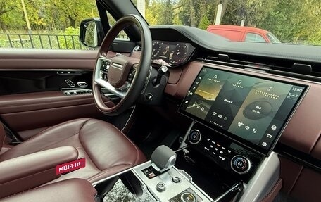 Land Rover Range Rover IV рестайлинг, 2022 год, 17 500 000 рублей, 10 фотография