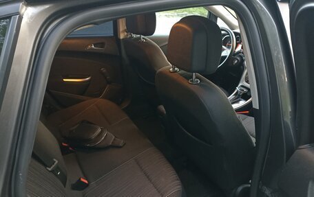 Opel Astra J, 2011 год, 620 000 рублей, 3 фотография