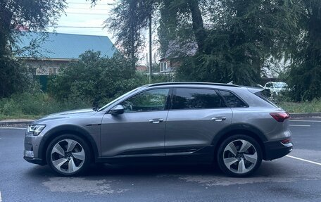 Audi e-tron I, 2019 год, 4 600 000 рублей, 3 фотография
