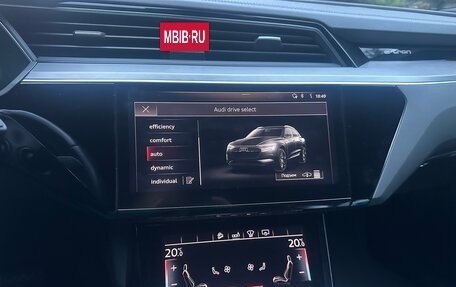 Audi e-tron I, 2019 год, 4 600 000 рублей, 18 фотография