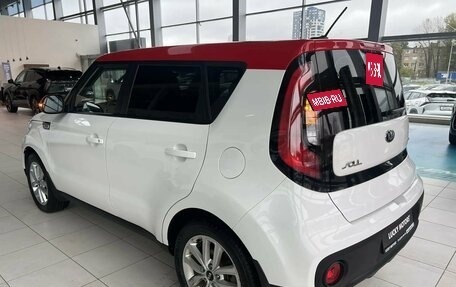 KIA Soul II рестайлинг, 2019 год, 1 595 000 рублей, 4 фотография