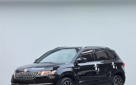 Skoda Karoq I, 2022 год, 1 400 000 рублей, 2 фотография