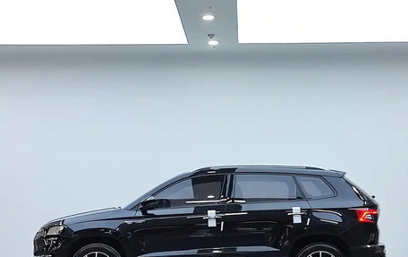 Skoda Karoq I, 2022 год, 1 400 000 рублей, 5 фотография