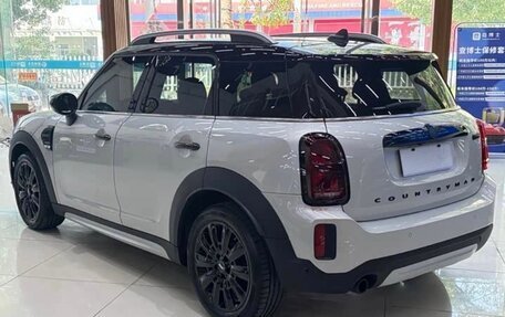 MINI Countryman II (F60), 2022 год, 2 300 000 рублей, 4 фотография