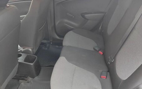 Hyundai Solaris II рестайлинг, 2013 год, 720 000 рублей, 8 фотография