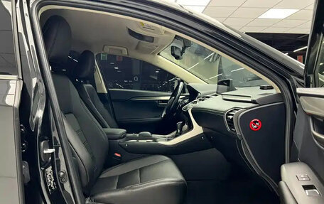 Lexus NX I, 2021 год, 2 500 000 рублей, 15 фотография