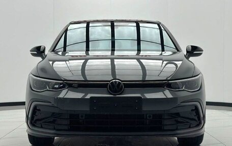 Volkswagen Golf VIII, 2023 год, 1 970 000 рублей, 2 фотография