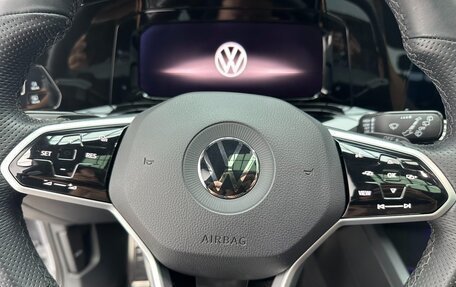 Volkswagen Golf VIII, 2023 год, 1 970 000 рублей, 10 фотография
