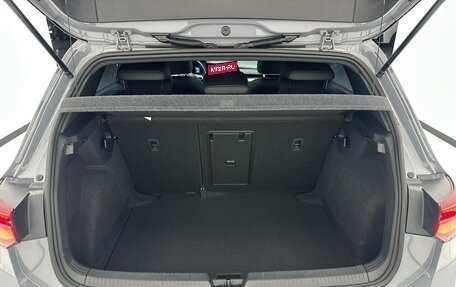 Volkswagen Golf VIII, 2023 год, 1 970 000 рублей, 15 фотография