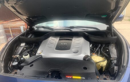 Infiniti QX70, 2014 год, 2 500 000 рублей, 11 фотография