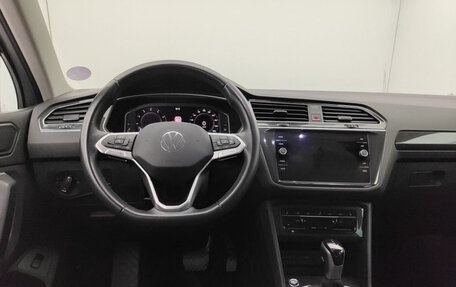 Volkswagen Tiguan II, 2022 год, 2 490 000 рублей, 8 фотография