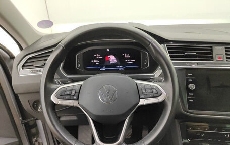 Volkswagen Tiguan II, 2022 год, 2 490 000 рублей, 14 фотография