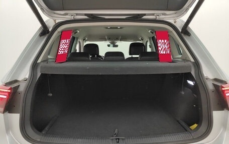 Volkswagen Tiguan II, 2022 год, 2 490 000 рублей, 11 фотография