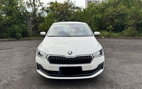 Skoda Rapid II, 2021 год, 1 150 000 рублей, 2 фотография