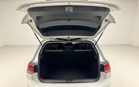 Volkswagen Golf VIII, 2023 год, 1 970 275 рублей, 10 фотография