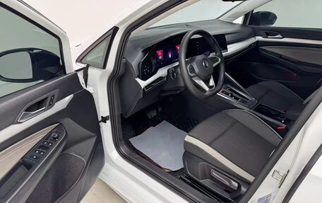 Volkswagen Golf VIII, 2023 год, 1 970 275 рублей, 11 фотография