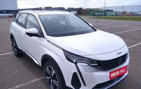 Peugeot 4008, 2023 год, 2 875 000 рублей, 3 фотография