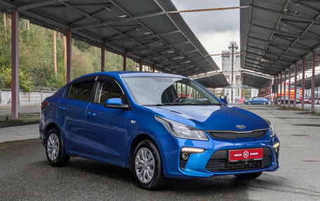 KIA Rio IV, 2017 год, 999 900 рублей, 2 фотография