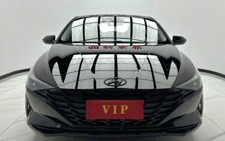 Hyundai Elantra, 2022 год, 1 590 000 рублей, 2 фотография