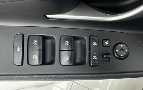 Hyundai Elantra, 2022 год, 1 590 000 рублей, 13 фотография