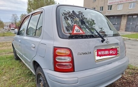 Nissan March II, 2001 год, 215 000 рублей, 2 фотография