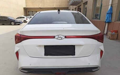 Hyundai Verna, 2021 год, 1 050 000 рублей, 6 фотография