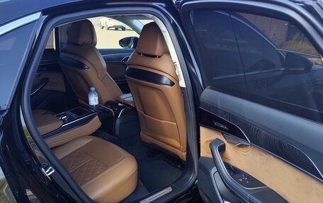 Audi A8, 2018 год, 4 900 000 рублей, 14 фотография