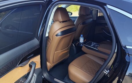 Audi A8, 2018 год, 4 900 000 рублей, 13 фотография