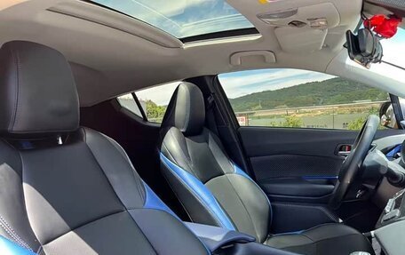 Toyota C-HR I рестайлинг, 2023 год, 1 833 000 рублей, 19 фотография