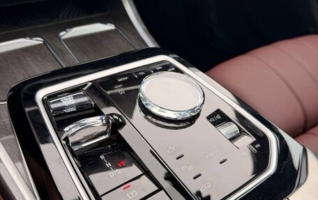 BMW 7 серия, 2024 год, 13 950 000 рублей, 12 фотография