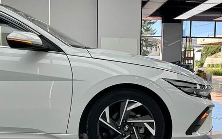 Hyundai Elantra, 2023 год, 1 340 000 рублей, 7 фотография