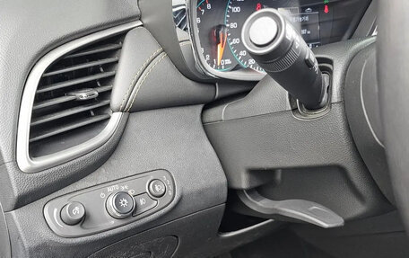 Chevrolet Trax, 2022 год, 1 240 000 рублей, 7 фотография