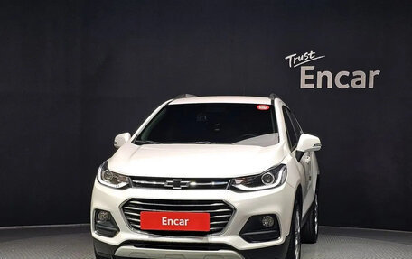 Chevrolet Trax, 2022 год, 1 240 000 рублей, 3 фотография