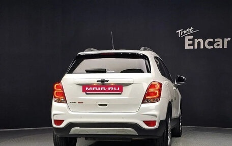 Chevrolet Trax, 2022 год, 1 240 000 рублей, 4 фотография