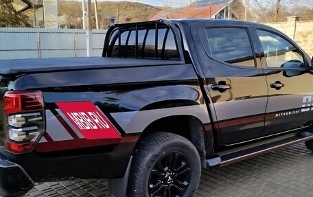 Mitsubishi L200 IV рестайлинг, 2023 год, 4 400 000 рублей, 4 фотография