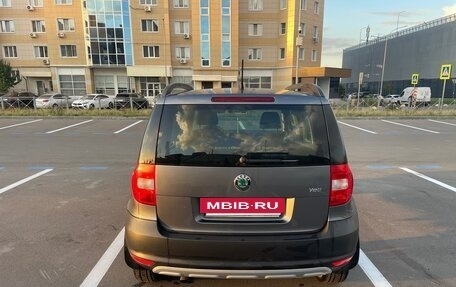 Skoda Yeti I рестайлинг, 2013 год, 920 000 рублей, 3 фотография