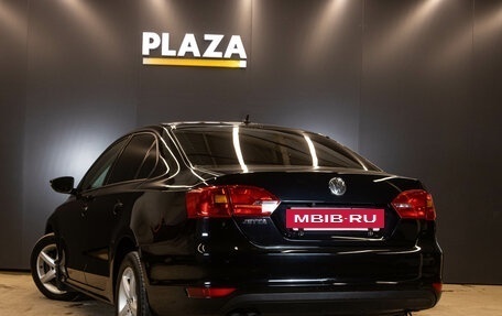 Volkswagen Jetta VI, 2012 год, 1 155 000 рублей, 3 фотография