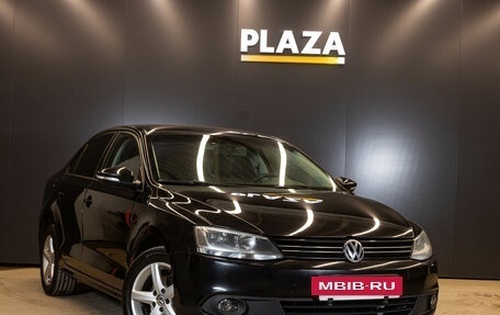 Volkswagen Jetta VI, 2012 год, 1 155 000 рублей, 2 фотография
