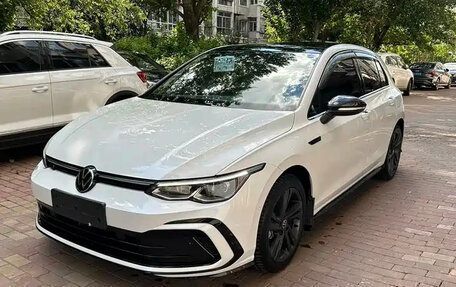 Volkswagen Golf VIII, 2023 год, 1 542 000 рублей, 1 фотография
