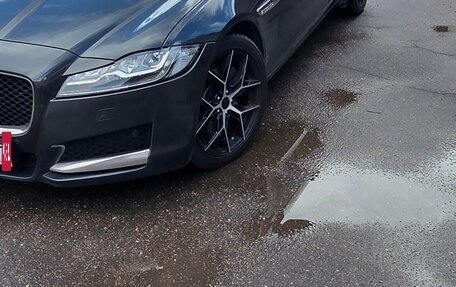 Jaguar XF II, 2019 год, 3 400 000 рублей, 10 фотография