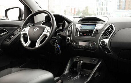 Hyundai ix35 I рестайлинг, 2012 год, 1 499 000 рублей, 10 фотография