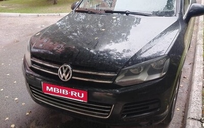 Volkswagen Touareg III, 2011 год, 1 600 000 рублей, 1 фотография