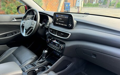 Hyundai Tucson III, 2019 год, 2 490 000 рублей, 30 фотография