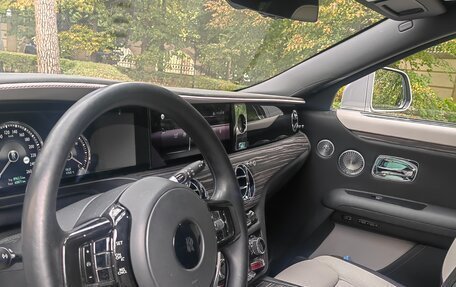 Rolls-Royce Ghost Series II рестайлинг, 2021 год, 37 000 000 рублей, 2 фотография