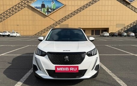 Peugeot 2008 II, 2023 год, 1 120 000 рублей, 2 фотография