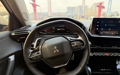 Peugeot 2008 II, 2023 год, 1 120 000 рублей, 10 фотография
